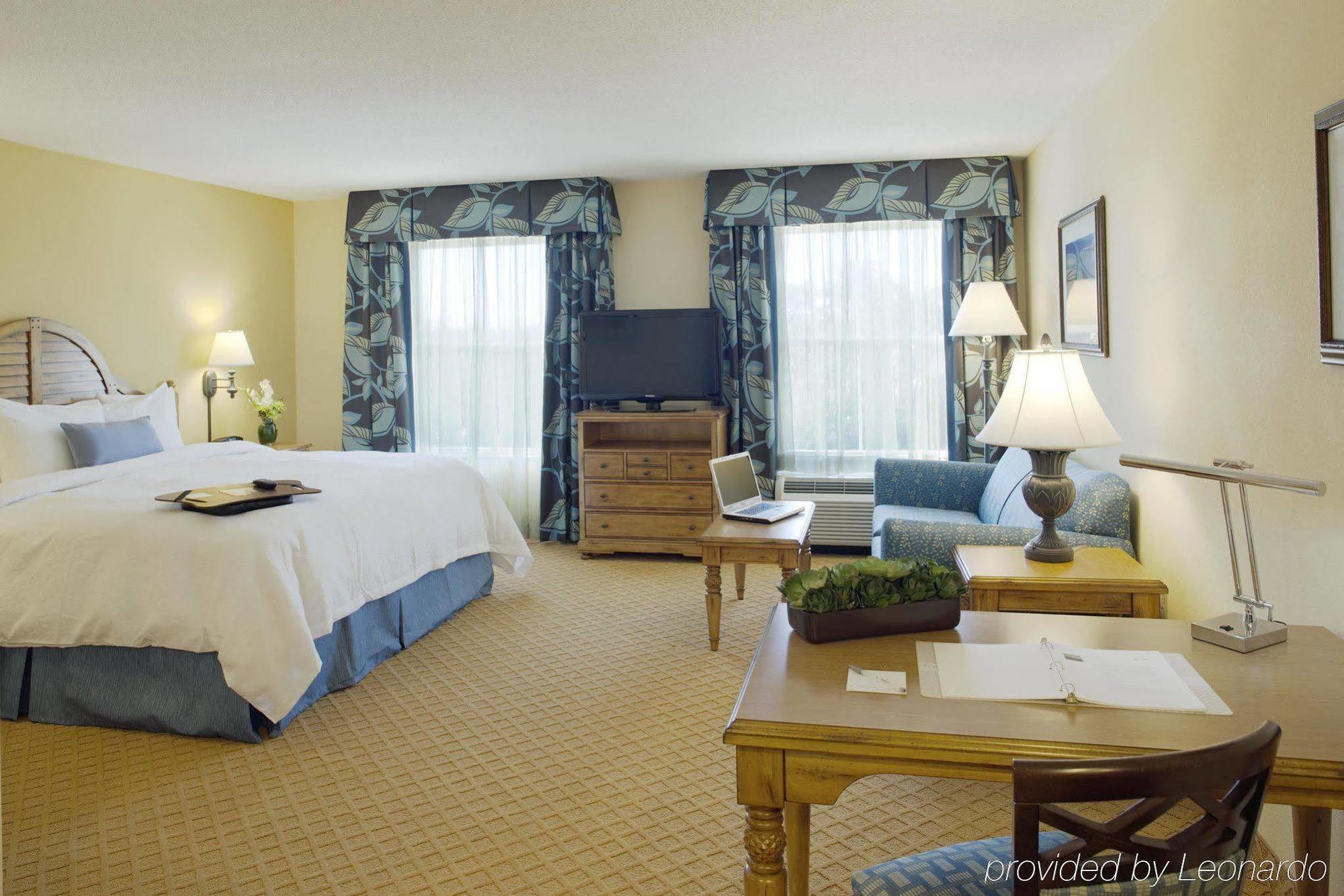 Hampton Inn & Suites Savannah/Midtown Rom bilde