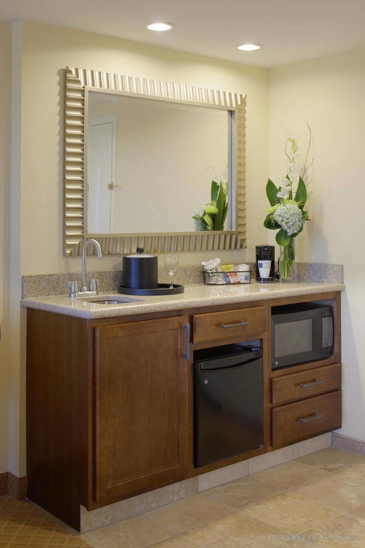 Hampton Inn & Suites Savannah/Midtown Rom bilde